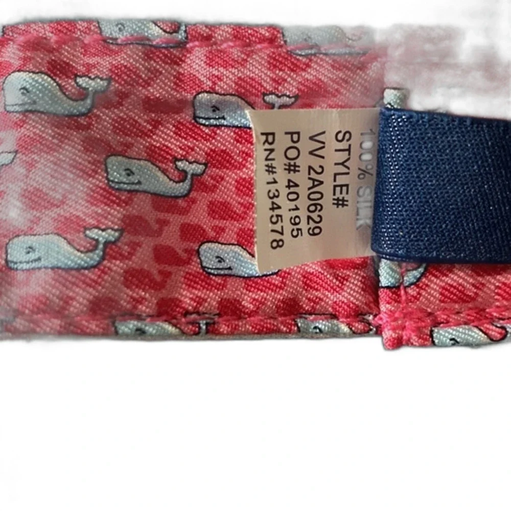 Preppy Vineyard vines belt- nautical whale fun! SIze S